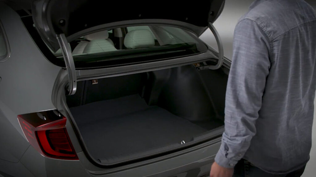 What To Do When Hyundai Elantra Trunk Opens By Itself