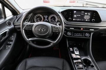 Hyundai Sonata Steering Wheel Peeling – What To Do About It