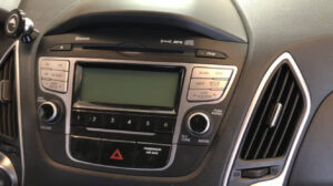 Hyundai Tucson Radio Display Not Working - Troubleshooting Tips