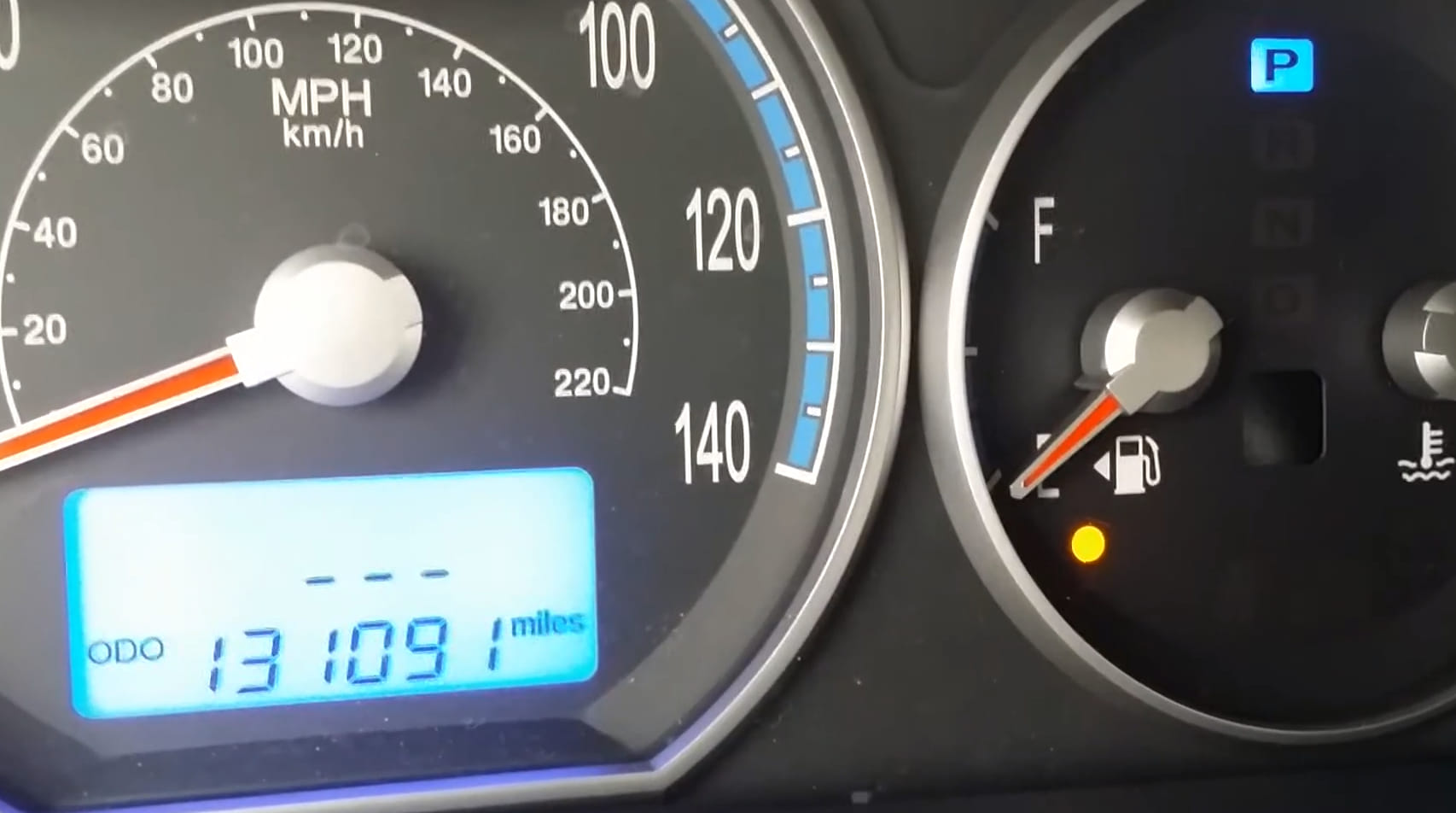 hyundai santa fe gas gauge problems