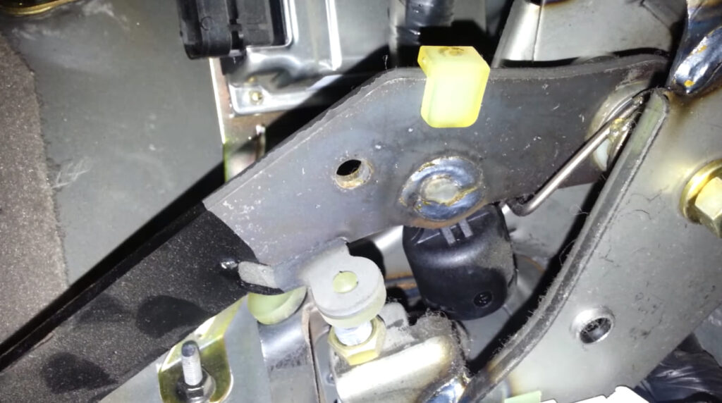 Hyundai Elantra Clutch Adjustment Expert Tips & Tricks