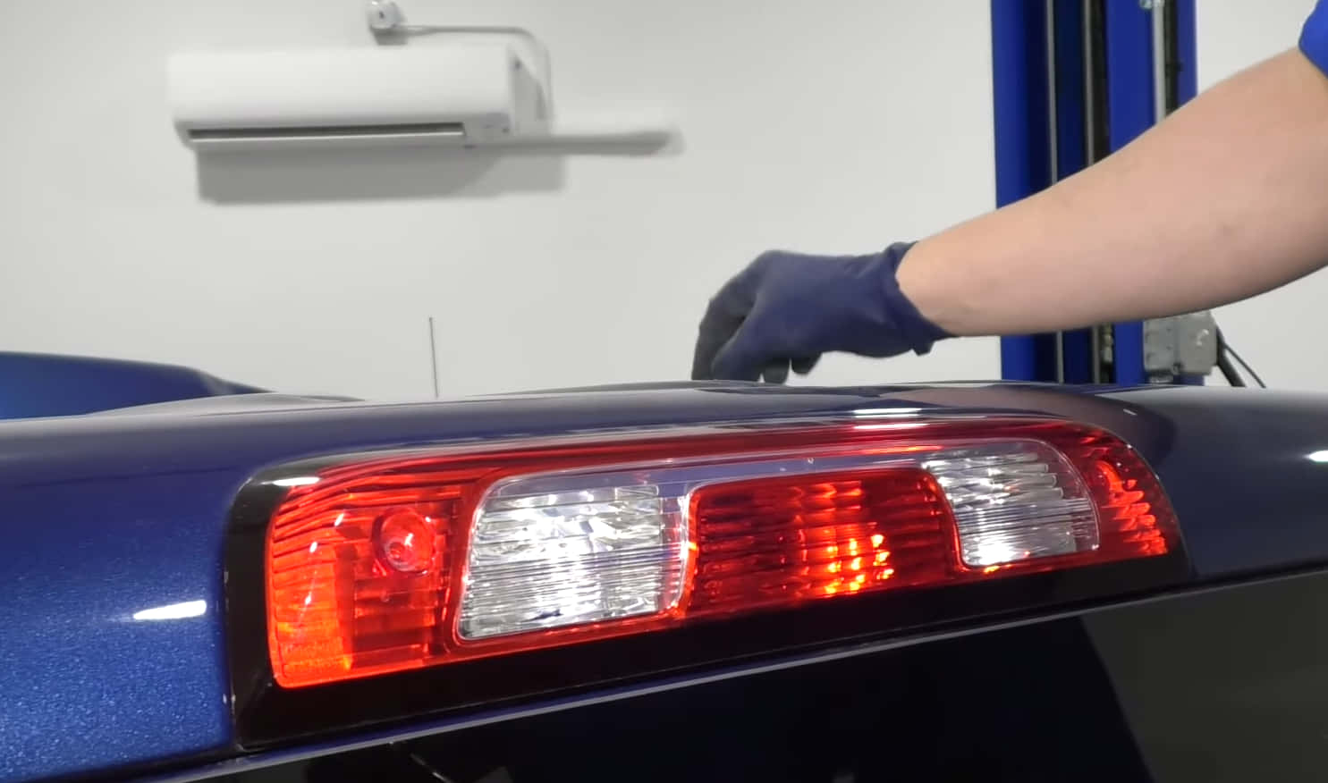 addressing third brake light issues with the right bulb replacement