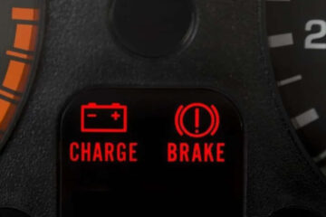 Battery Light And Brake Light On At Same Time Hyundai Issues You Should Know