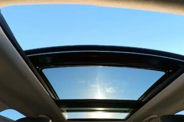 Ford Edge Sunroof Won’t Close? Here’s Why It Happens!