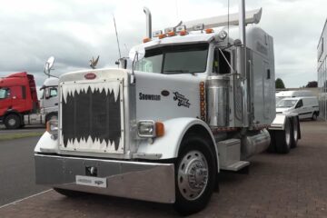 Peterbilt 378 Vs 379 – Which One Is Better?