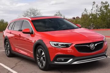 Pros And Cons Of Having A Buick Regal TourX Lowered