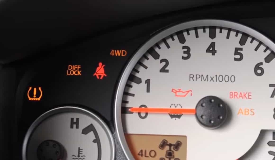 Nissan Frontier Diff Lock Light Flashing? Find Out Here!