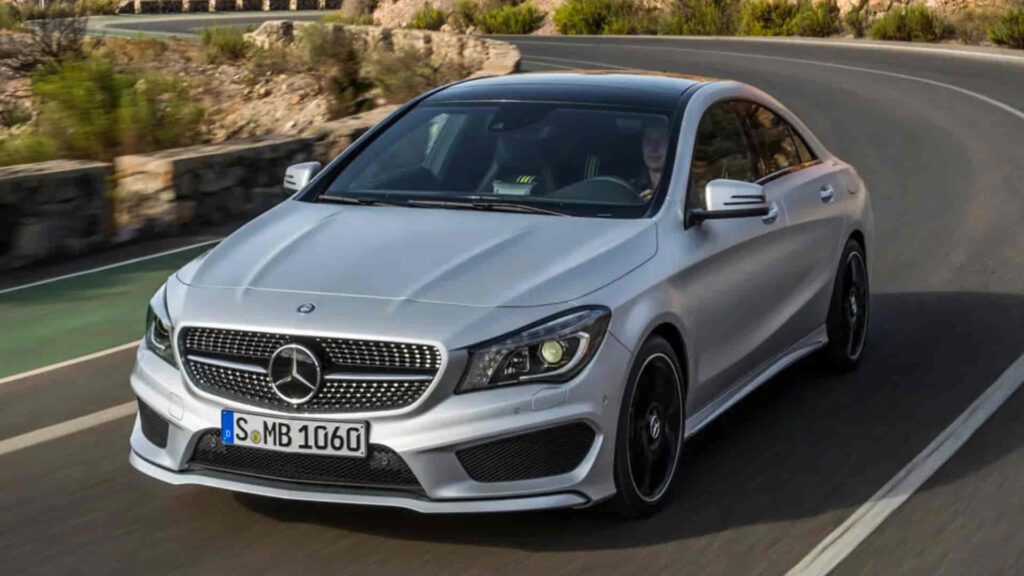 Mercedes-Benz CLA 250 (2013–2018)