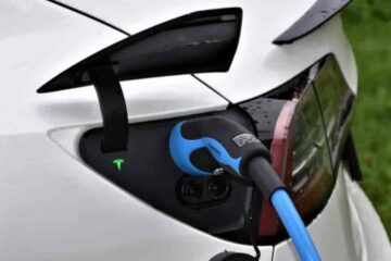 Tesla Charger Not Working? 10 Fixes You Can Try Today