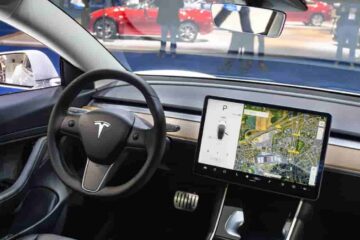 Tesla Premium Connectivity vs Standard: Worth It in 2025?