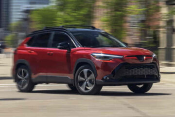 Top 10 Best Alternatives to the Toyota Corolla Cross 2025 | Compact SUVs That Outperform It