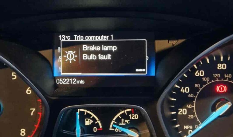 Ford Focus Brake Lamp Bulb Fault