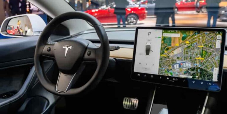 Tesla Autopilot Not Working