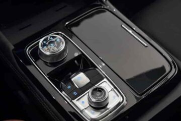 Ford Check Brake System: Causes, Meaning and Quick Fix