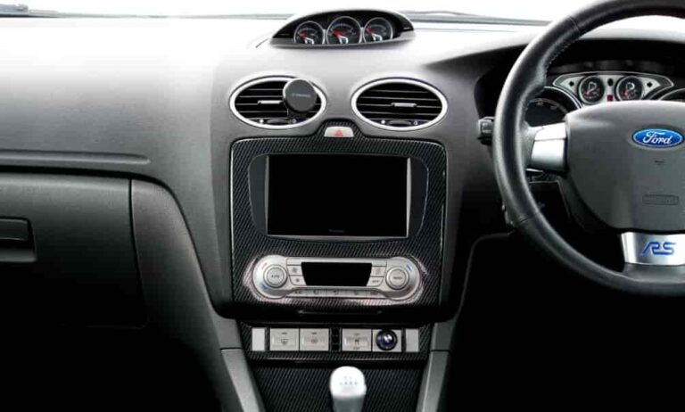 How to Reset Ford Radio