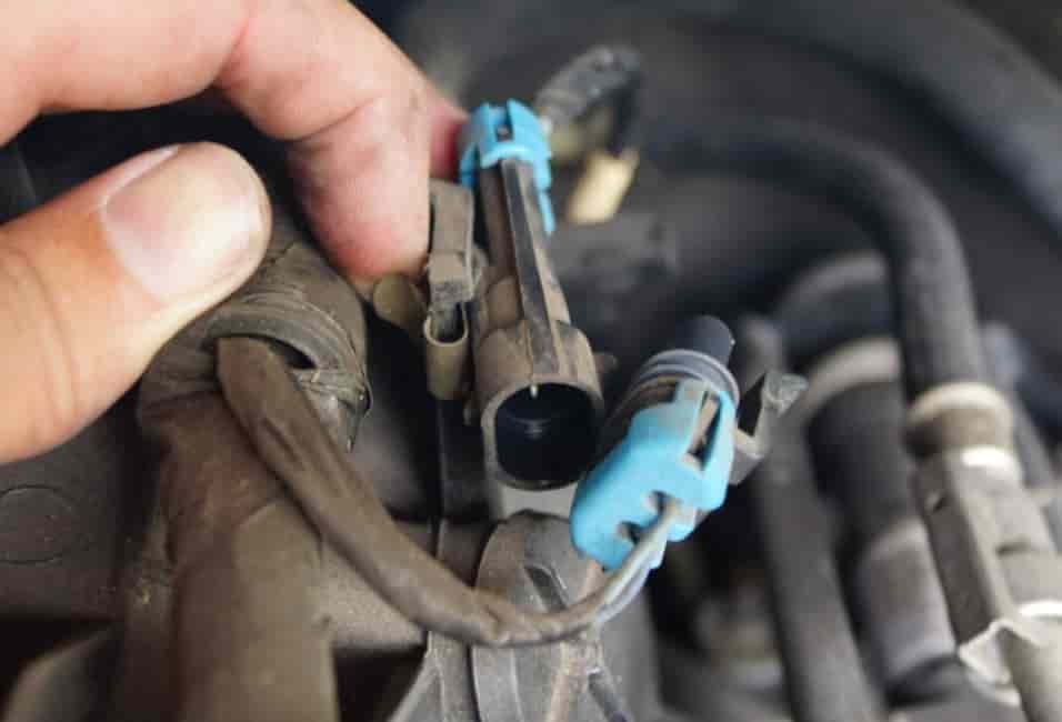 Chevy 5.3 Knock Sensor Location