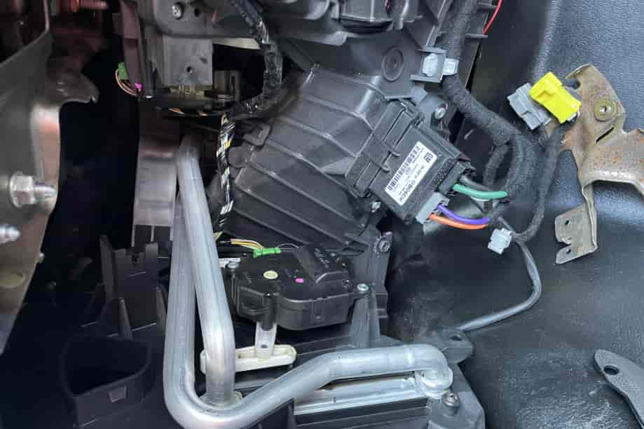 How to Reset Chevy Blend Door Actuator