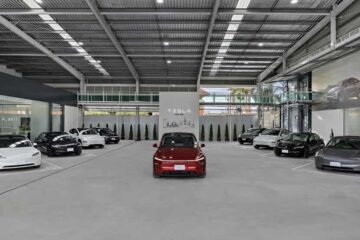 Can You Negotiate Tesla Prices? Full Buying Guide 2025