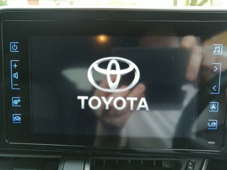 How to Reset Toyota Touch Screen