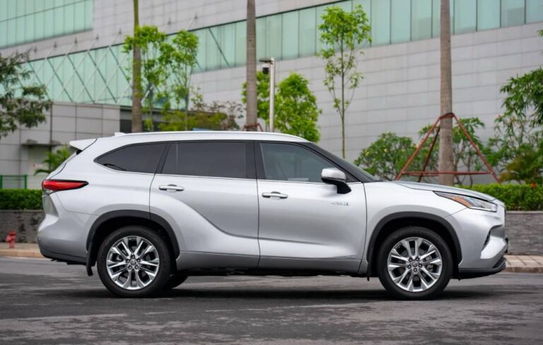 Toyota Highlander AC Recharge
