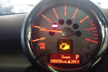 Mini Cooper Half Engine Light Causes and Solutions: What Every Owner Needs to Know