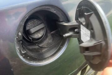 Subaru Gas Cap Stuck: Causes, Fixes, and Prevention Tips