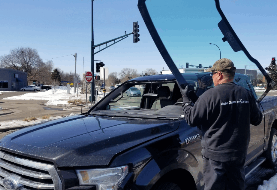 Ford F-150 Windshield Replacement