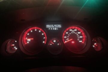 GMC Acadia Service Battery Charging System: Causes, Symptoms, and Fixes