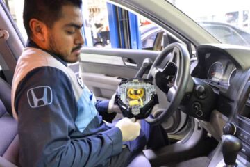 Honda CR-V Airbag Light On: Causes and Fixes