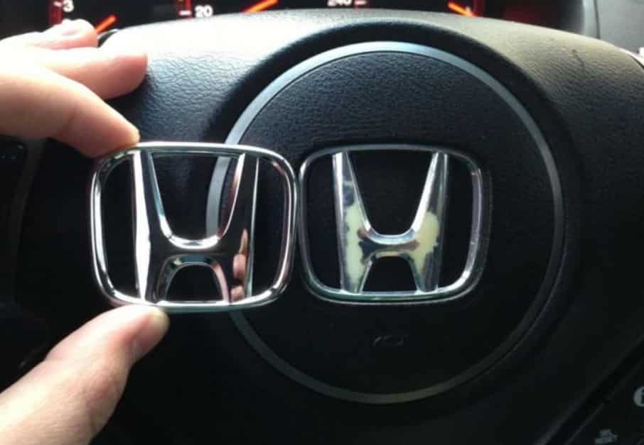 Honda Steering Wheel Emblem is Peeling