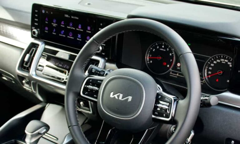 How to Connect Apple CarPlay to Kia