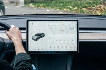 How to Fix a Tesla Menu Not Opening