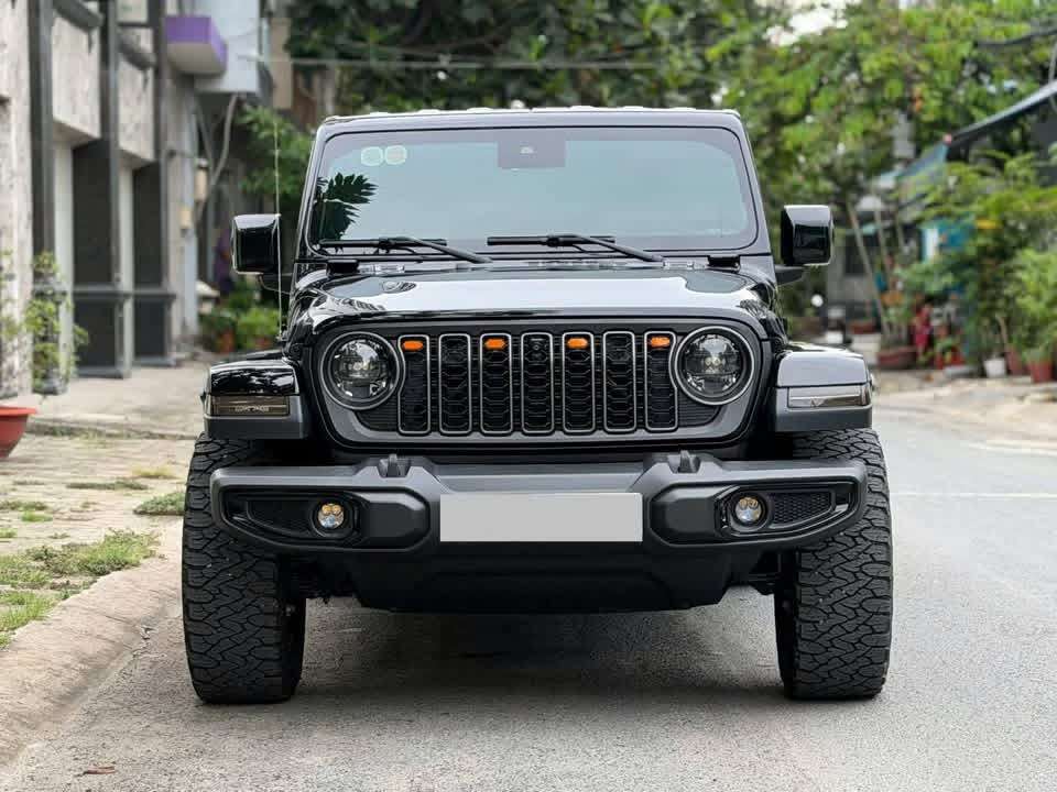 How to Put Jeep in 4WD
