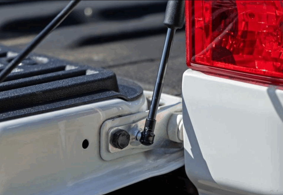 How to Replace Tailgate Struts