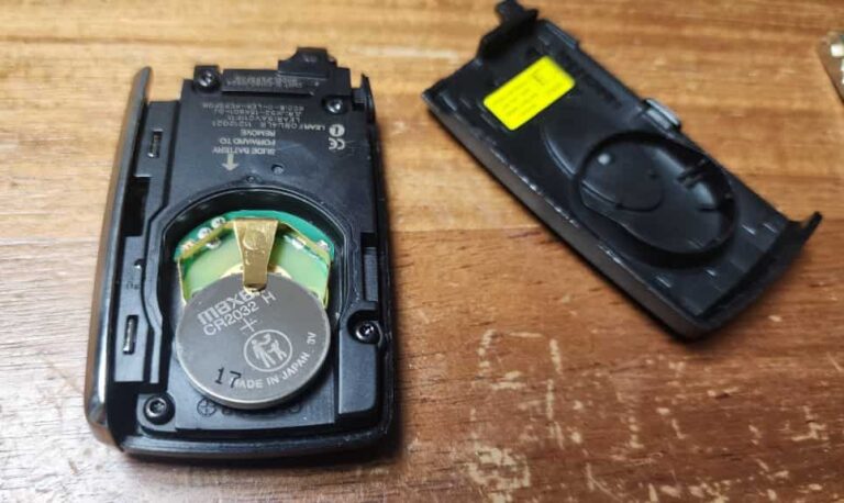 Land Rover Remote Key Battery Replacement