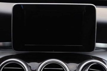 Mercedes Screen Not Working: Causes, Fixes & Reset Guide
