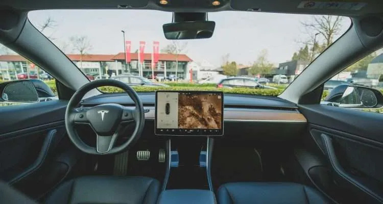 Tesla Liveone Not Working
