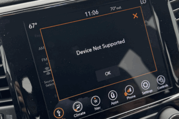 Uconnect CarPlay Not Working: Causes and Fixes