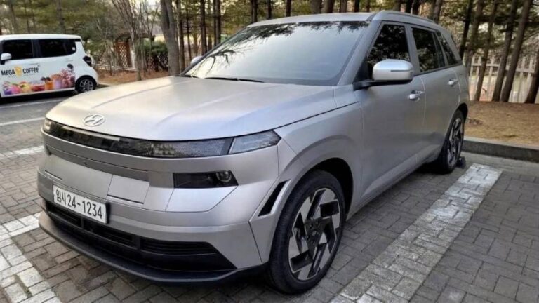 18 SUVs With Good Gas Mileage