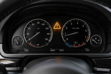 BMW Exclamation Mark in Triangle: Meaning & Fix