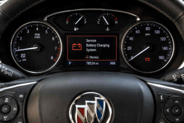 Buick Enclave Service Battery Charging System: Causes and Fixes