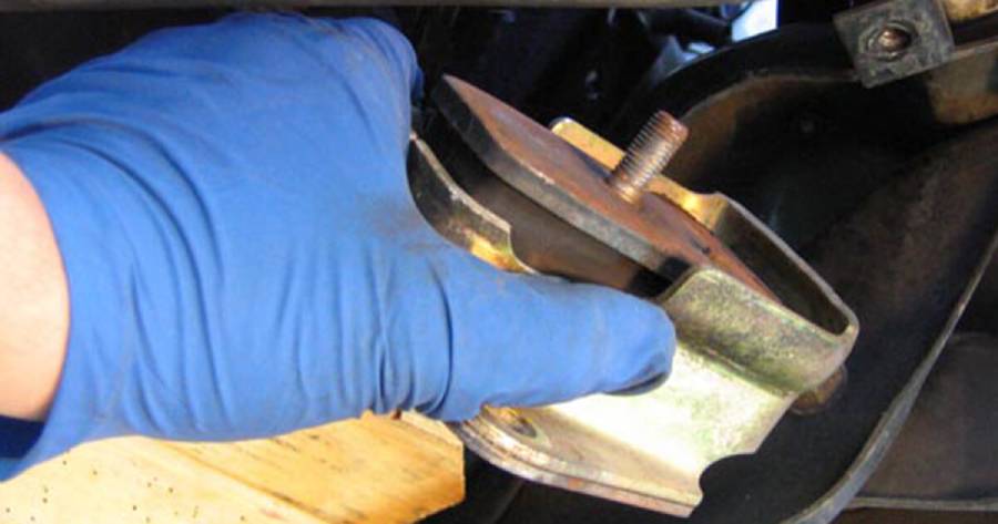 How to Replace Engine Mounts