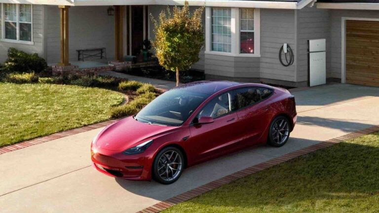 Tesla Not Locking When I Walk Away