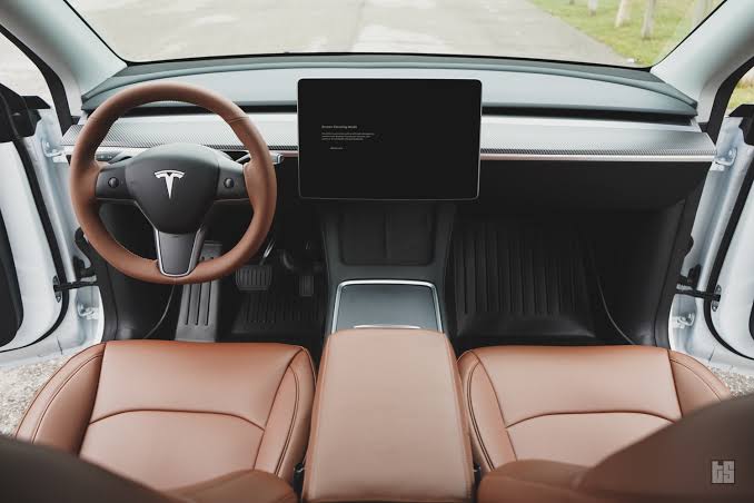 Tesla’s Charging Pad Not Working