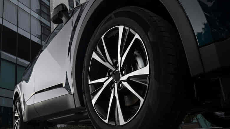 Who Makes Mastercraft Tires