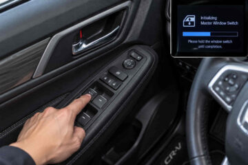 Honda CR-V Master Window Switch Programming Guide