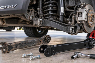 Honda CR-V Trailing Arm Replacement: Symptoms, Cost & Process