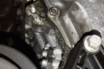 Hyundai Palisade Oil Leak: Causes, Symptoms & Repair