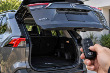Toyota RAV4 Power Back Door Not Working: Fixes
