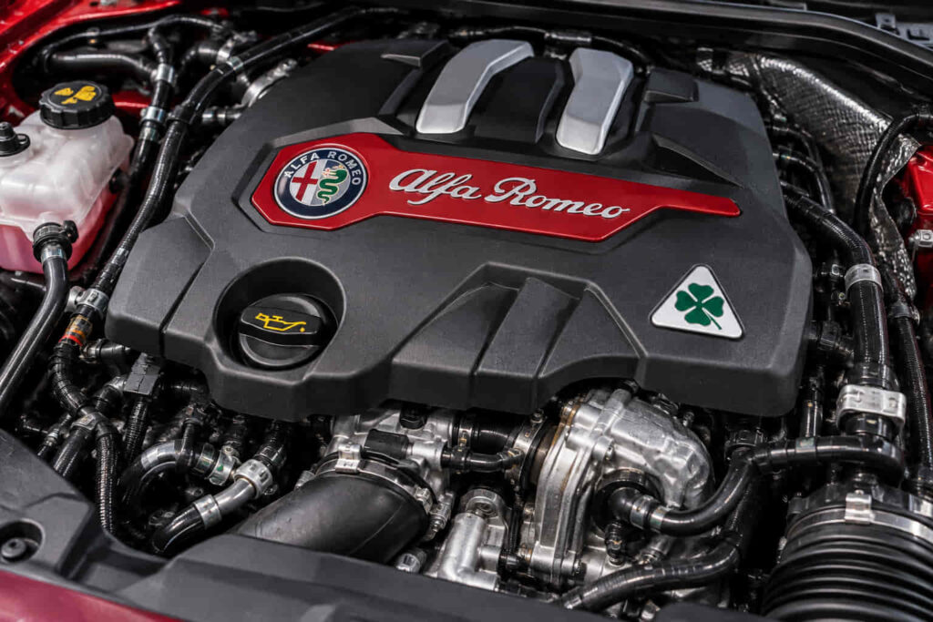 Who Makes Alfa Romeo Engines
